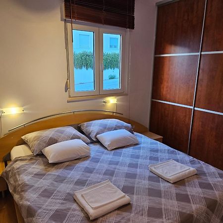 Apartmani Dodo Трогир Экстерьер фото